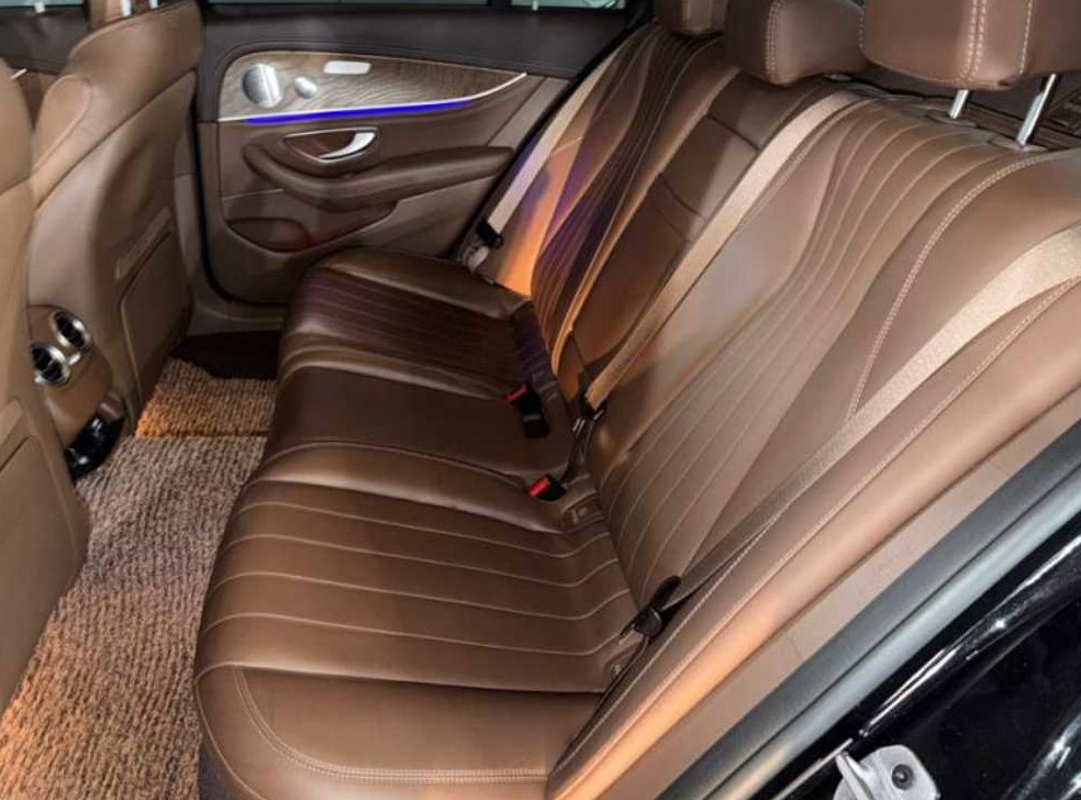 벤츠 E 클래스 E300 아방가르드 사진 7