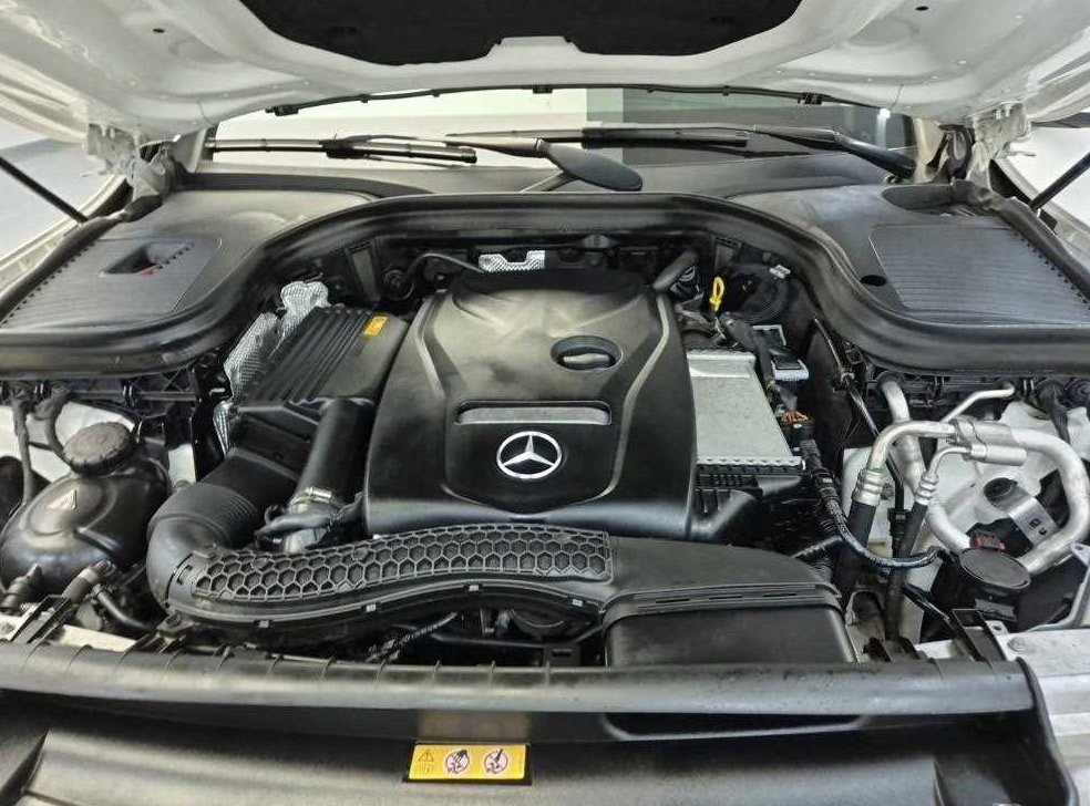 벤츠 GLC 클래스 GLC 300 4MATIC AMG LINE 쿠페 사진 5