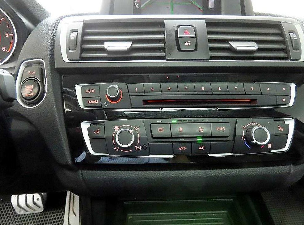 BMW 1시리즈 118d 스포츠 사진 15
