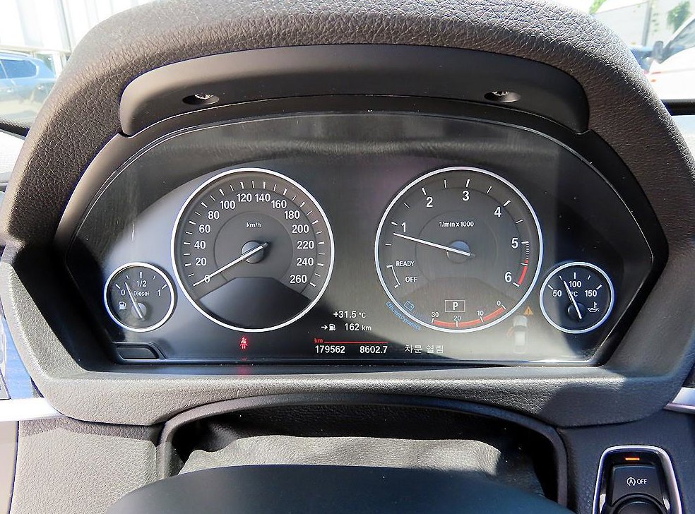 BMW 그란투리스모 GT 320D xDrive 사진 9
