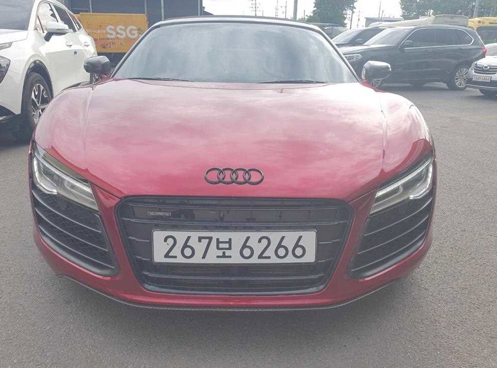 아우디 R8 5.2 V10 쿠페