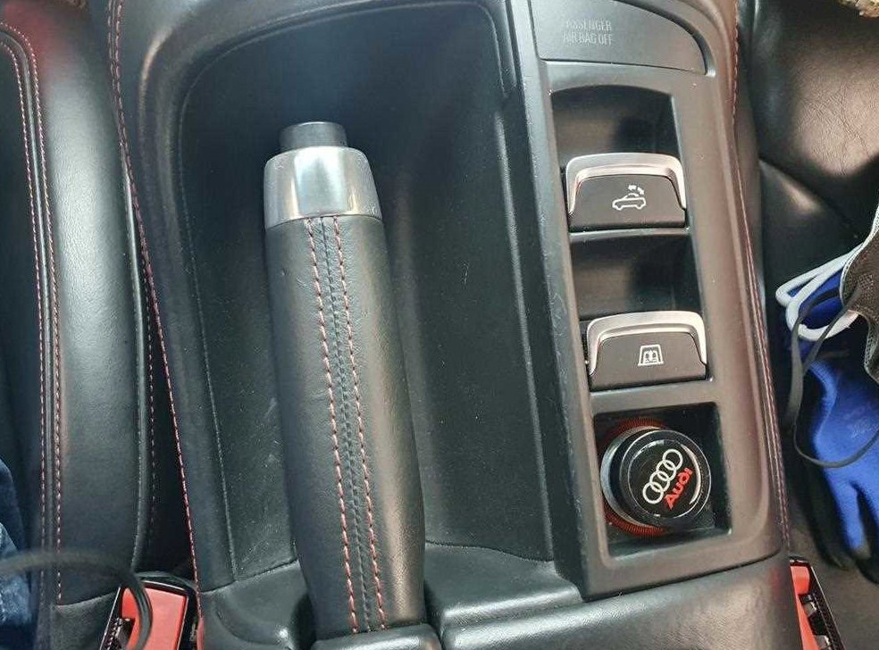 아우디 R8 5.2 V10 쿠페 사진 11