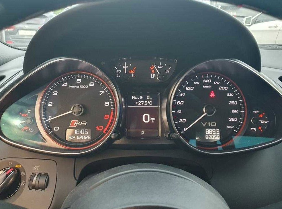 아우디 R8 5.2 V10 쿠페 사진 6