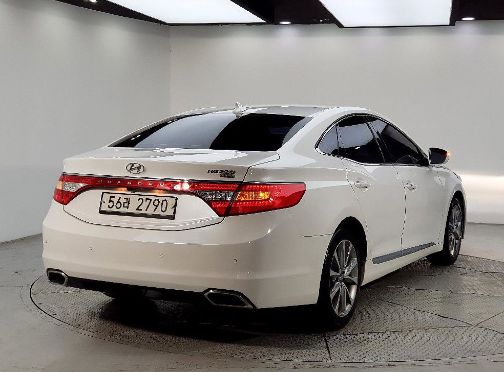현대 그랜저 HG220 PREMIUM 사진 4