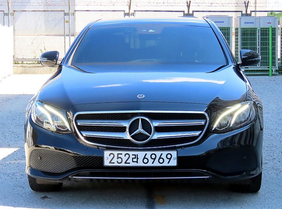 벤츠 E 클래스 E300 아방가르드