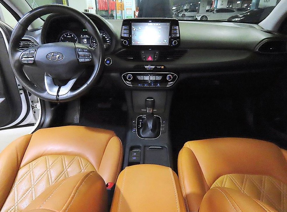현대 i30 1.4 터보 사진 10