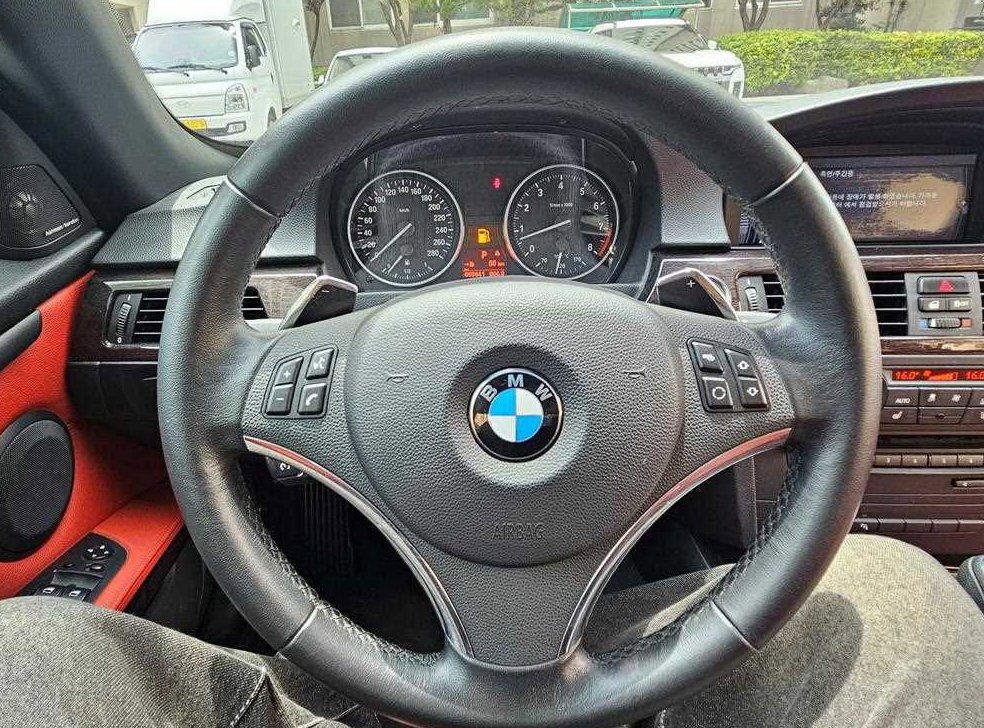 BMW 3시리즈 328i 컨버터블 사진 9