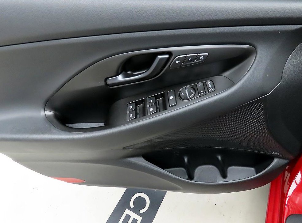 현대 i30 1.6 터보 사진 11