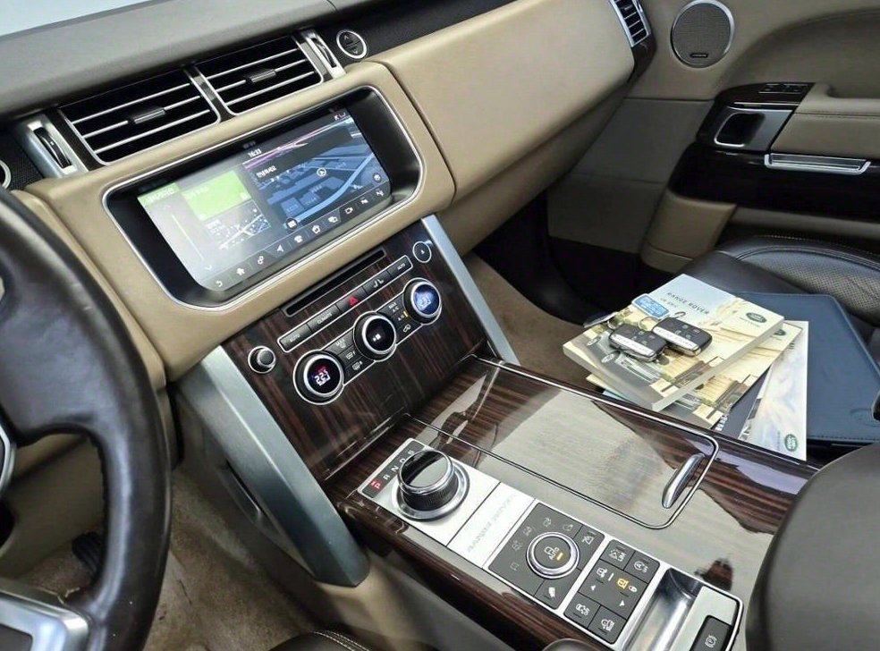랜드로버 레인지로버 4.4 SDV8 VOGUE SE 디젤 사진 10