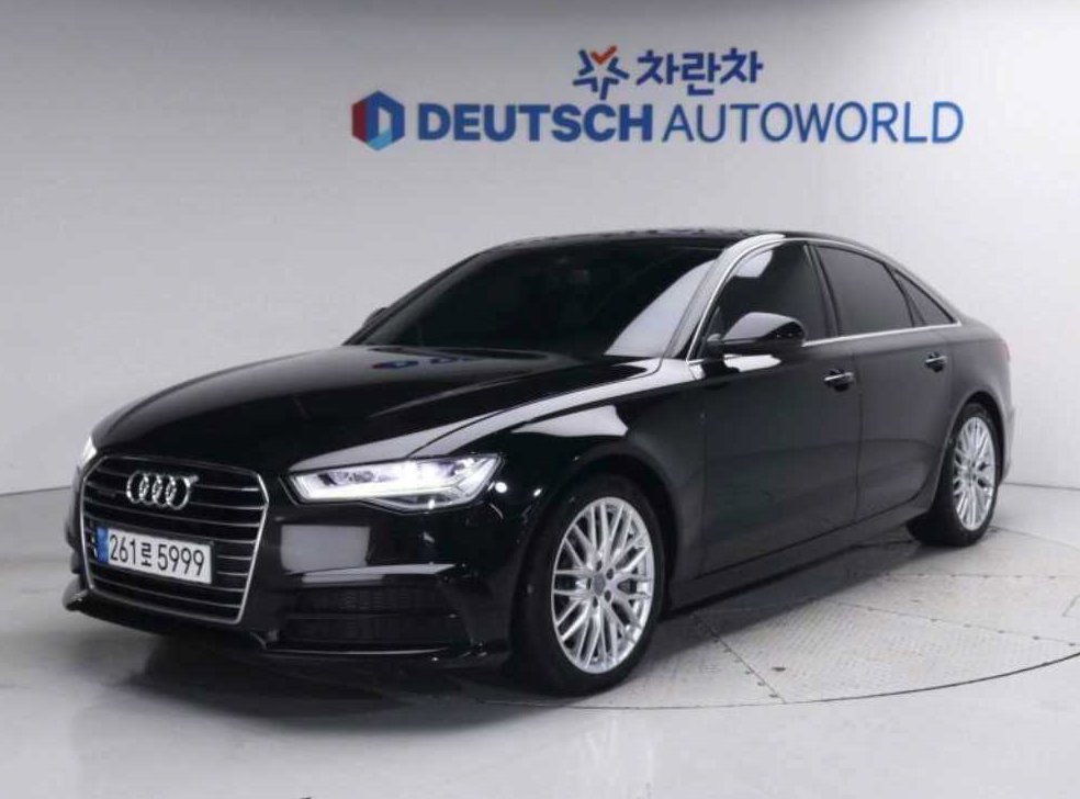 아우디 A6 40 TFSI 콰트로