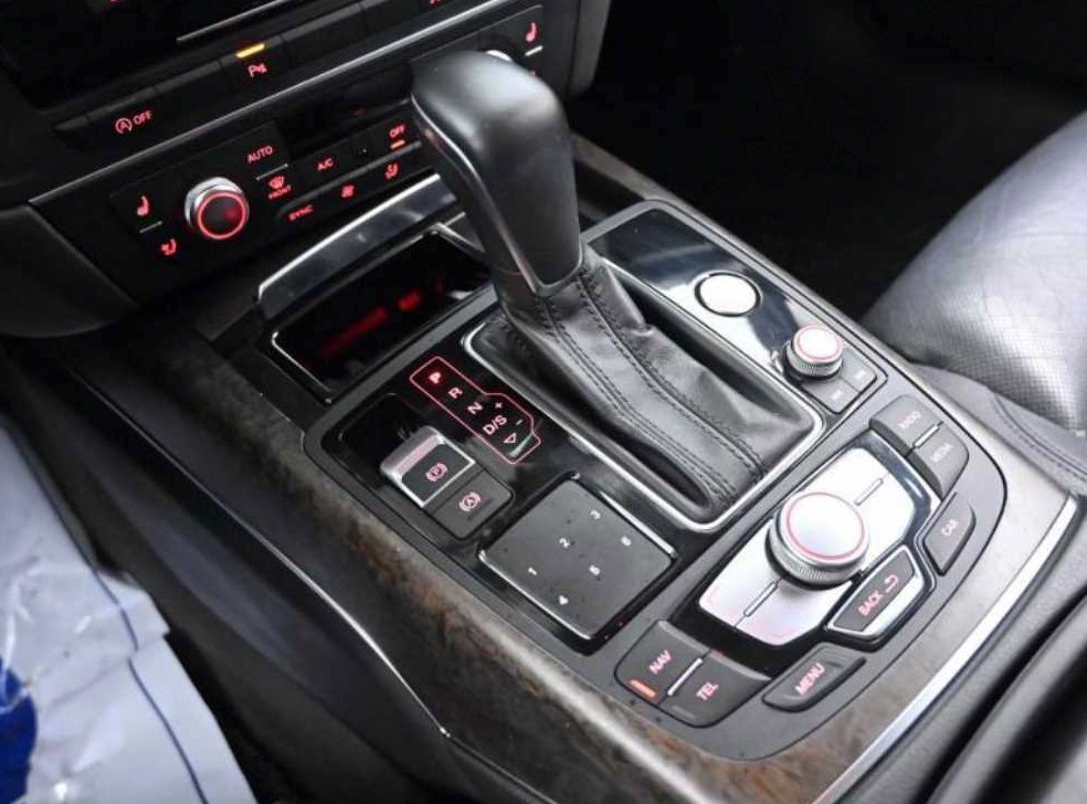 아우디 A6 40 TFSI 콰트로 사진 9