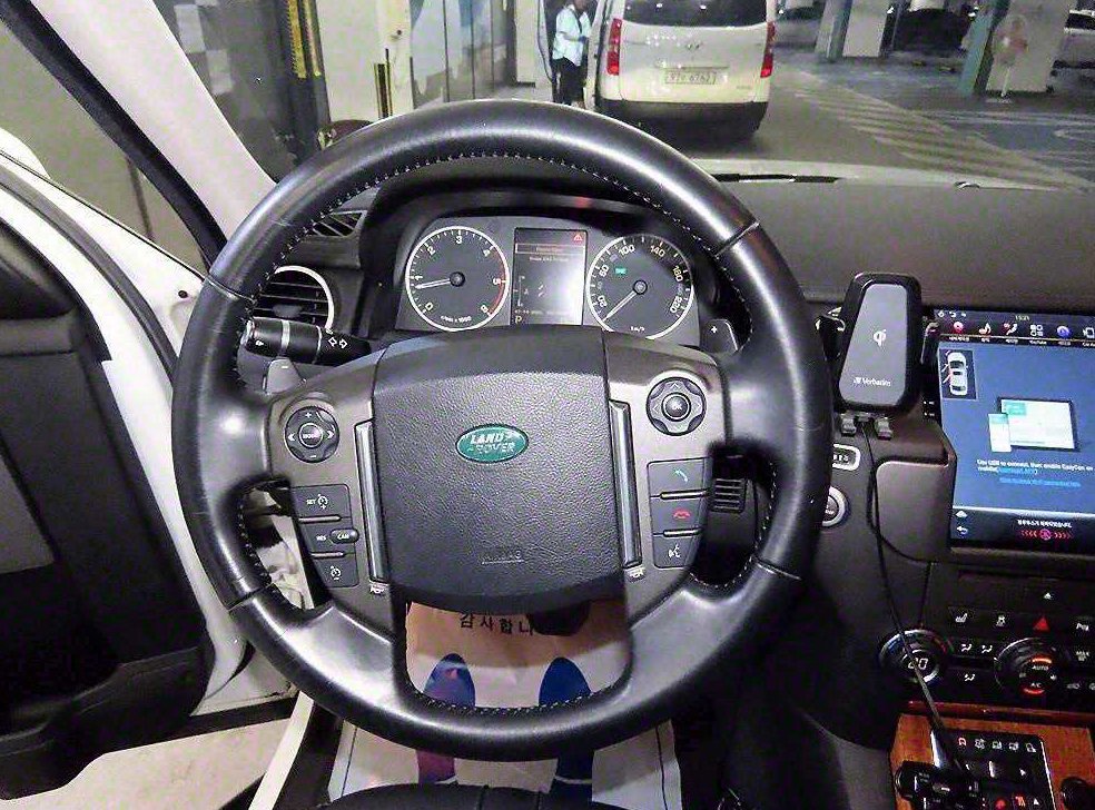 랜드로버 디스커버리 3.0 SDV6 SE 사진 8