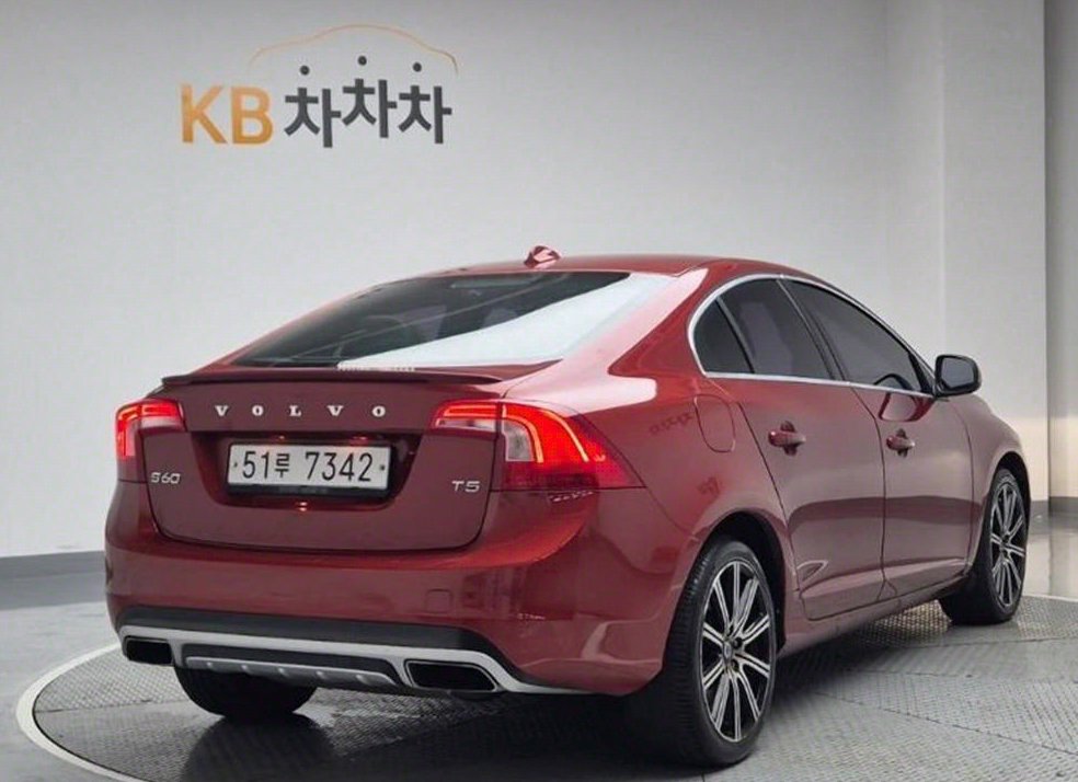 볼보 S60 T5 사진 4