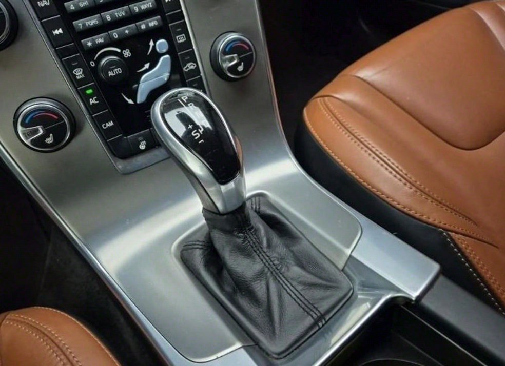 볼보 S60 T5 사진 8