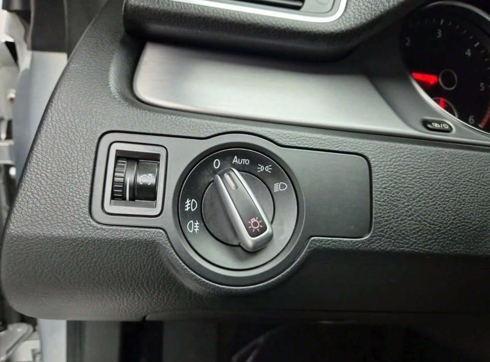 폭스바겐 CC 2.0 TDI 블루모션 사진 18