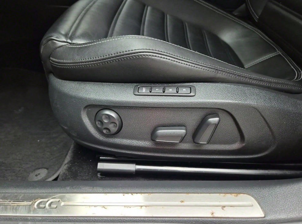 폭스바겐 CC 2.0 TDI 블루모션 사진 19