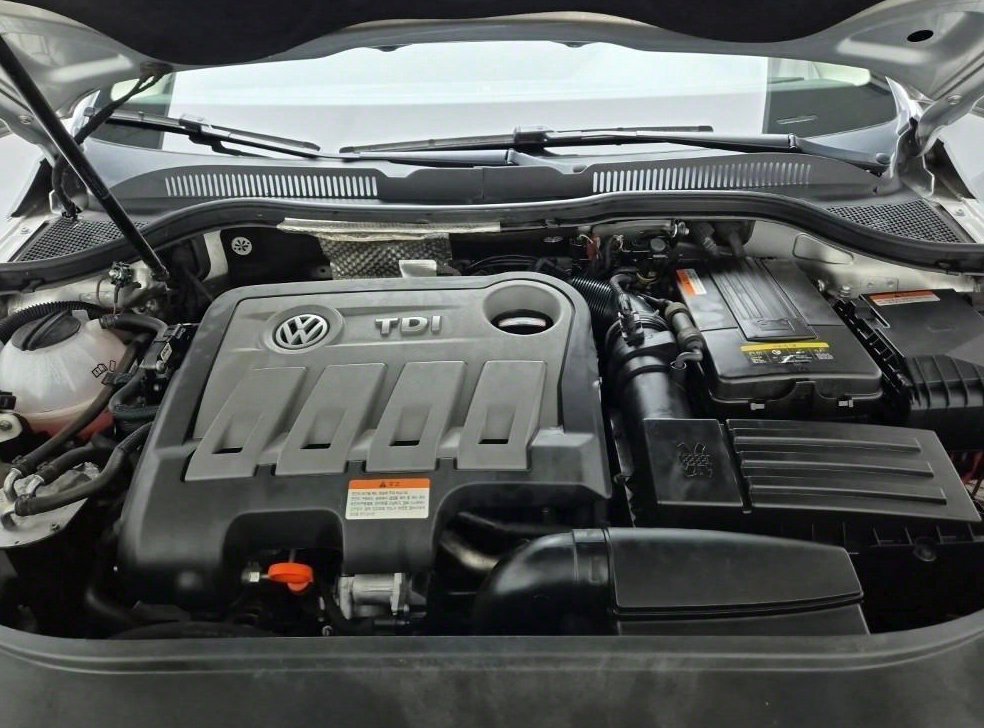 폭스바겐 CC 2.0 TDI 블루모션 사진 5