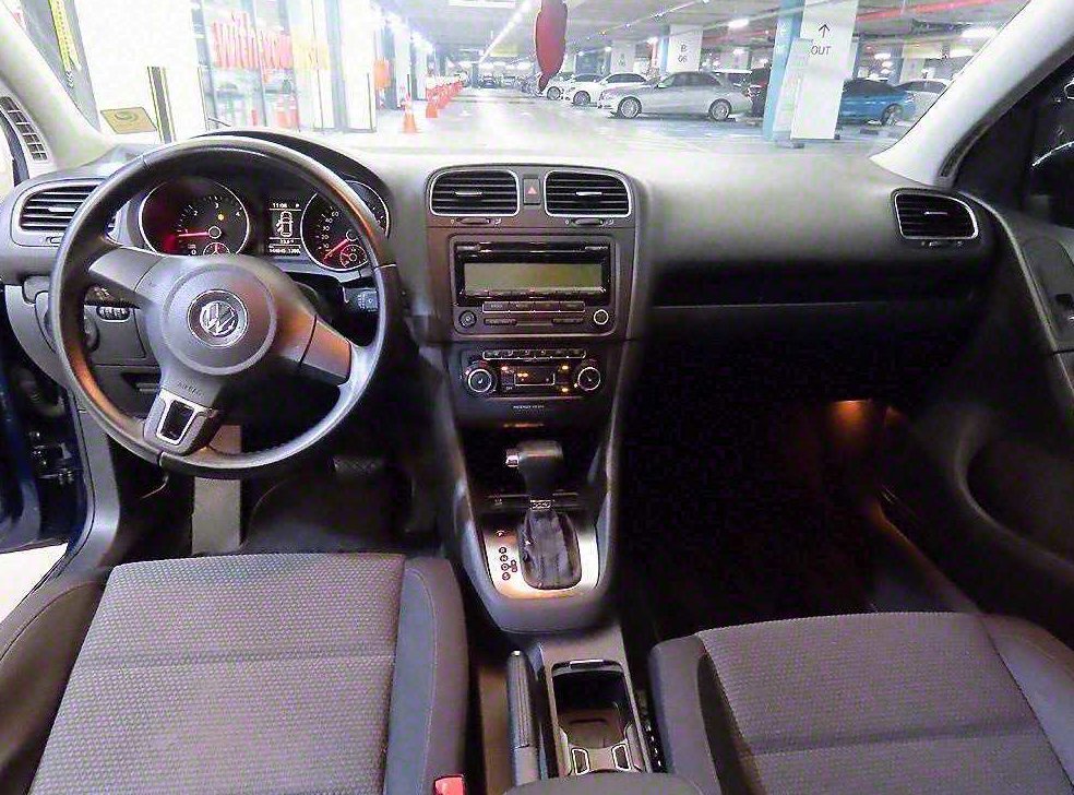 폭스바겐 골프 2.0 TDI 사진 10