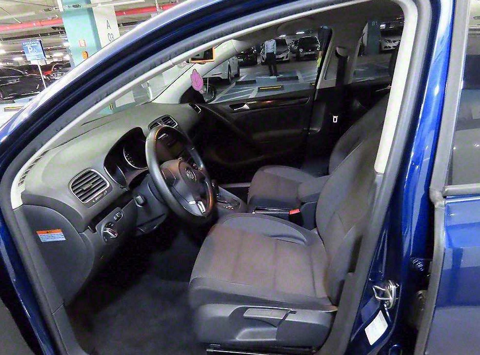 폭스바겐 골프 2.0 TDI 사진 6