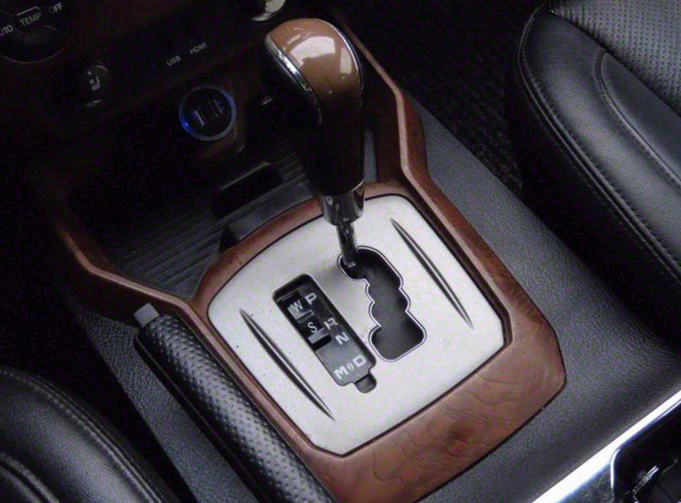 KG모빌리티(쌍용)  렉스턴 2.2 4WD RX7 사진 6