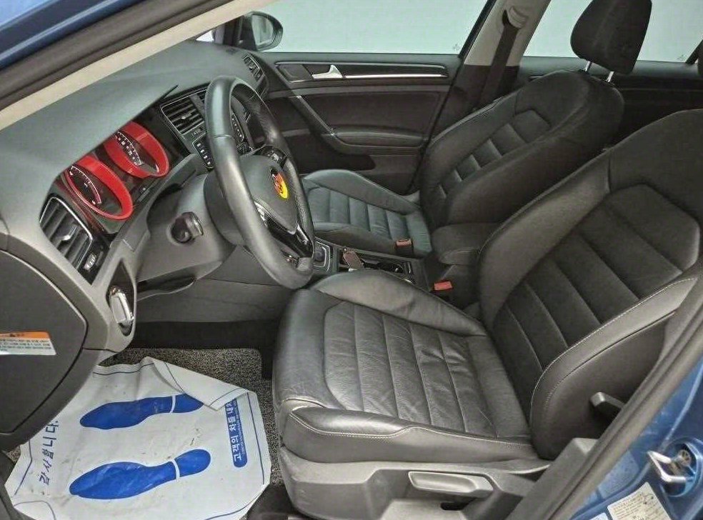 폭스바겐 골프 2.0 TDI 프리미엄 사진 11