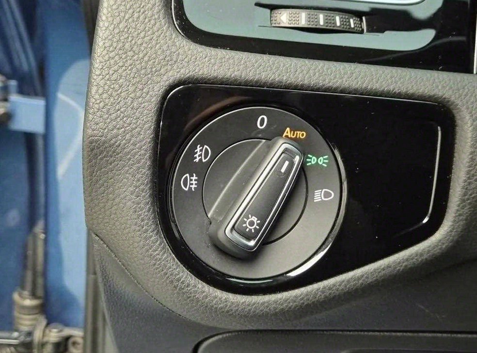 폭스바겐 골프 2.0 TDI 프리미엄 사진 17