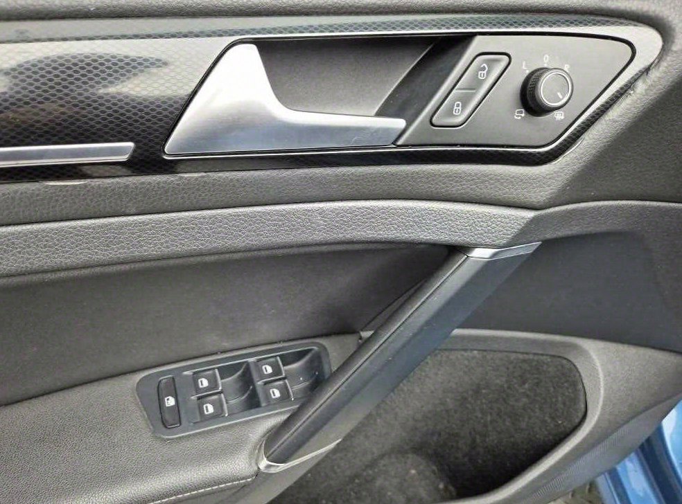 폭스바겐 골프 2.0 TDI 프리미엄 사진 18