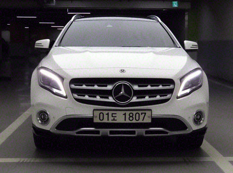 벤츠 GLA 클래스 GLA250 4MATIC 사진 2