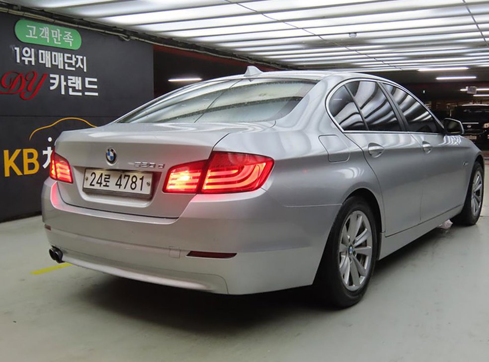 BMW 5시리즈 520d 사진 4