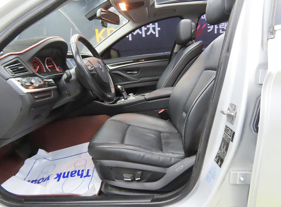 BMW 5시리즈 520d 사진 5