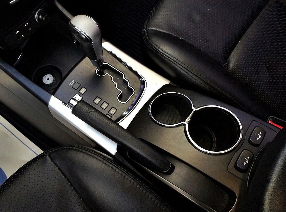 KG모빌리티(쌍용)  코란도 CLUBBY 2WD 사진 11