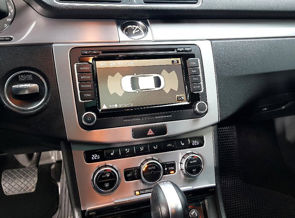폭스바겐 CC 2.0 TDI 블루모션 4모션 사진 12