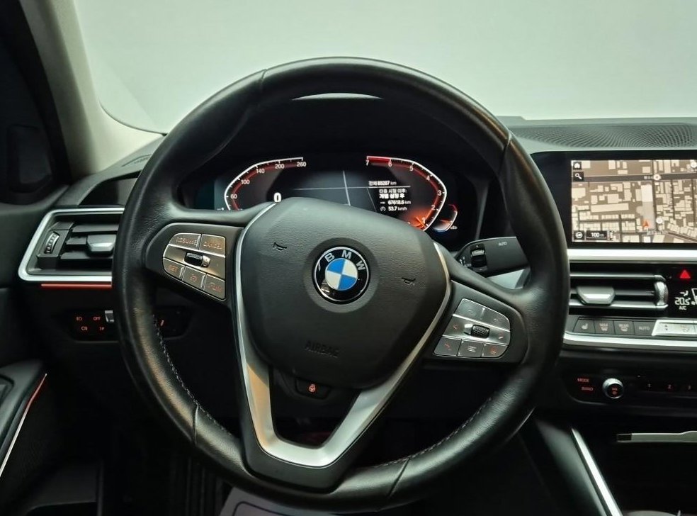 BMW 3시리즈 320i 사진 14