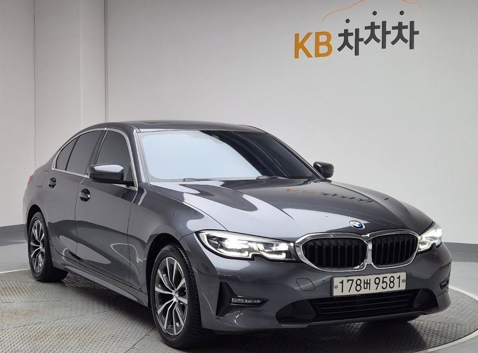 BMW 3시리즈 320i 사진 3