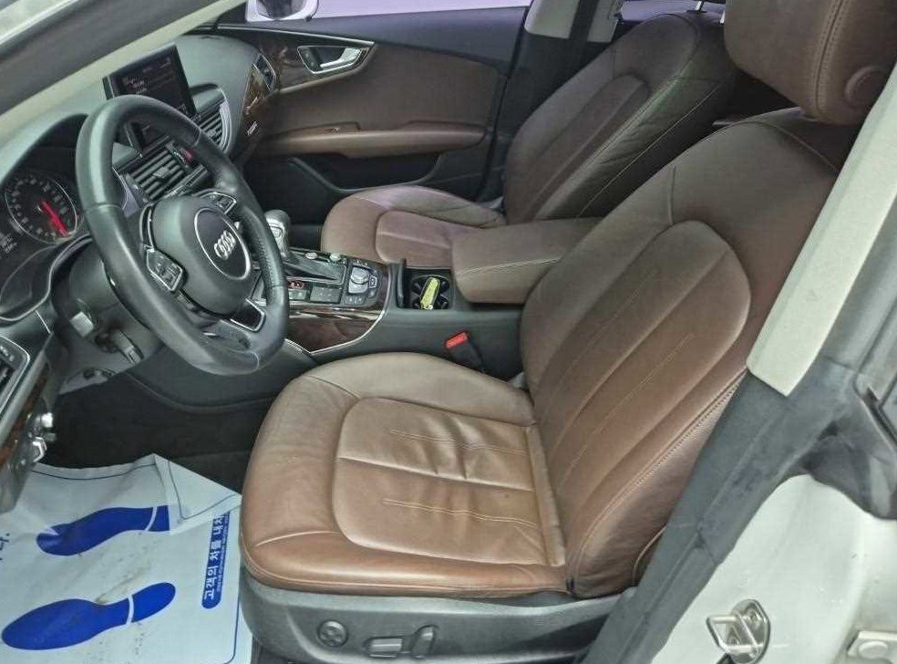 아우디 A7 45 TDI 콰트로 사진 11
