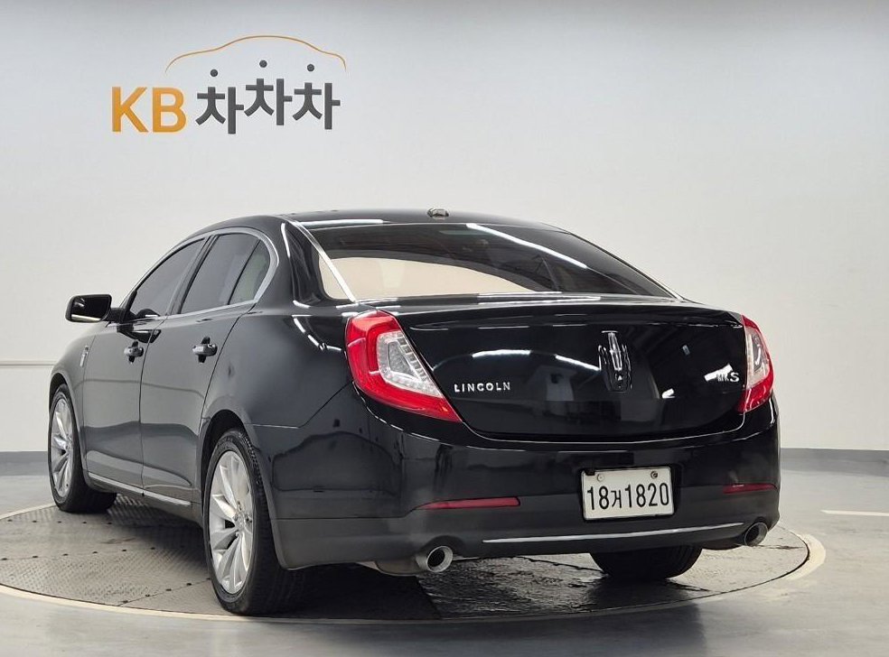 링컨 MKS 3.7 사진 2
