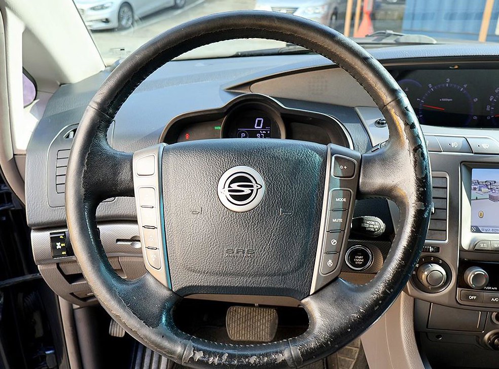 KG모빌리티(쌍용)  코란도 4WD GT 사진 8