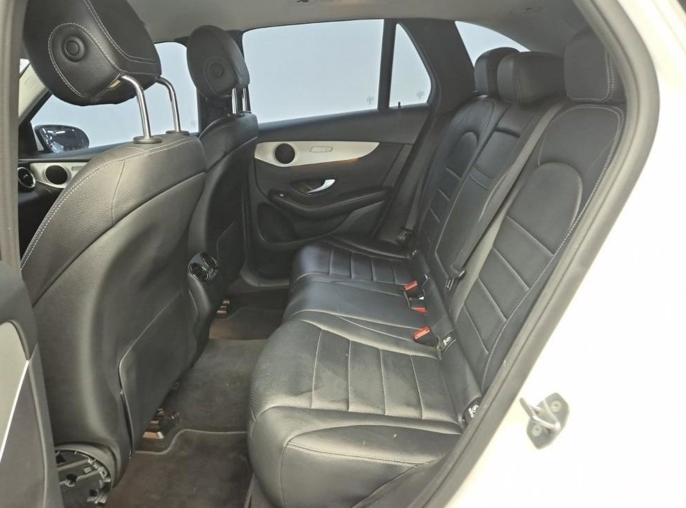 벤츠 GLC 클래스 GLC 350 e 4MATIC 사진 12