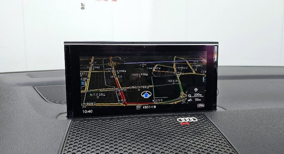 아우디 Q7 45 TFSI 콰트로 사진 15