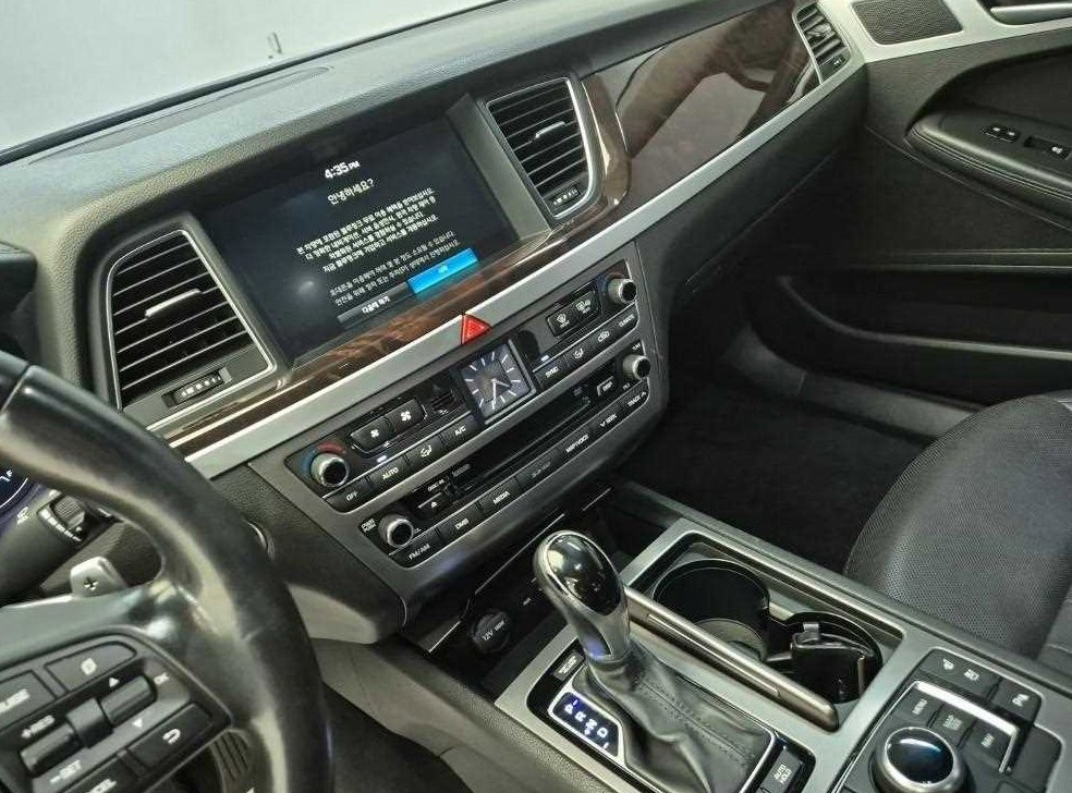 현대 제네시스 G330 프리미엄 AWD 사진 10
