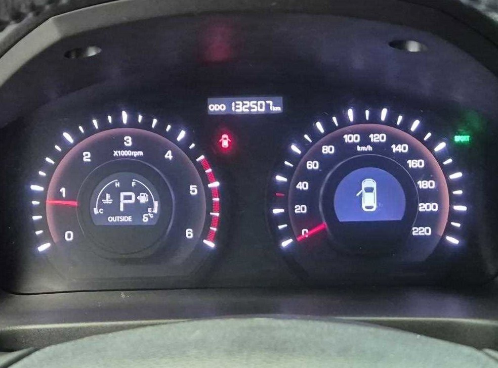 KG모빌리티(쌍용)  코란도 2WD 2.0 CVT 사진 6