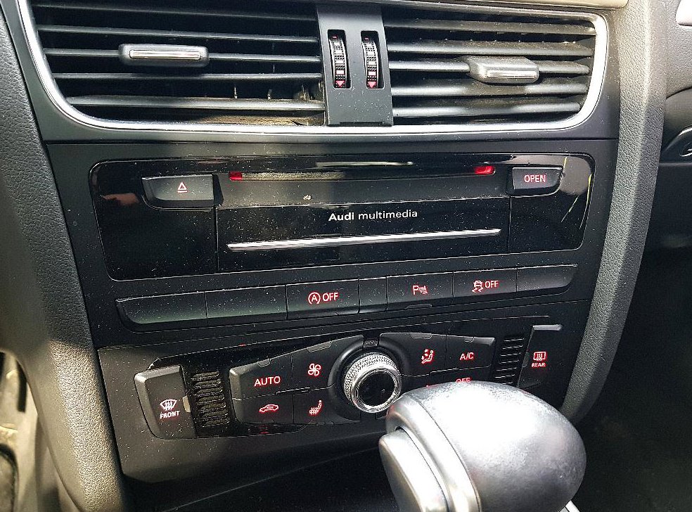 아우디 A4 35 TDI 콰트로 사진 12