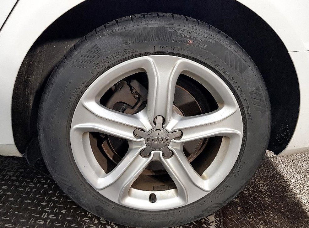 아우디 A4 35 TDI 콰트로 사진 20