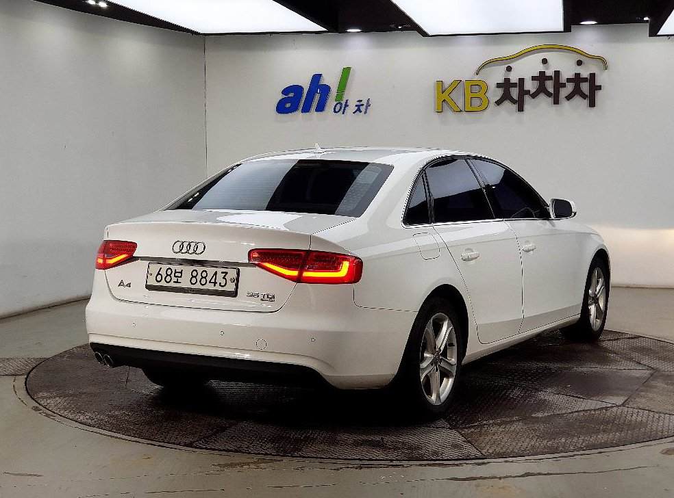 아우디 A4 35 TDI 콰트로 사진 4