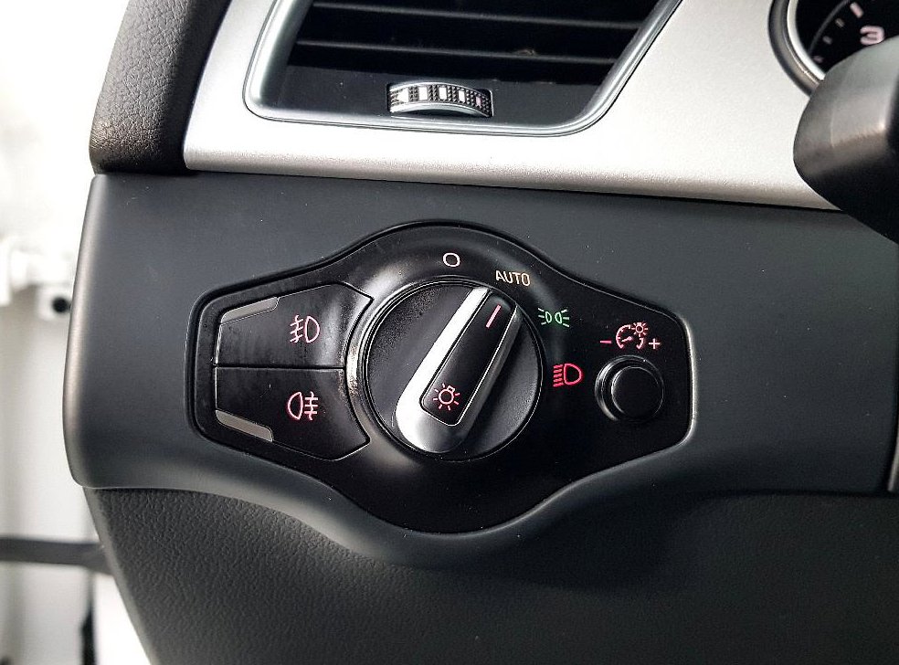 아우디 A4 35 TDI 콰트로 사진 11