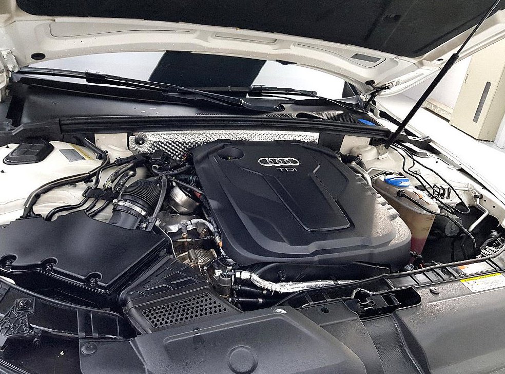 아우디 A4 35 TDI 콰트로 사진 6