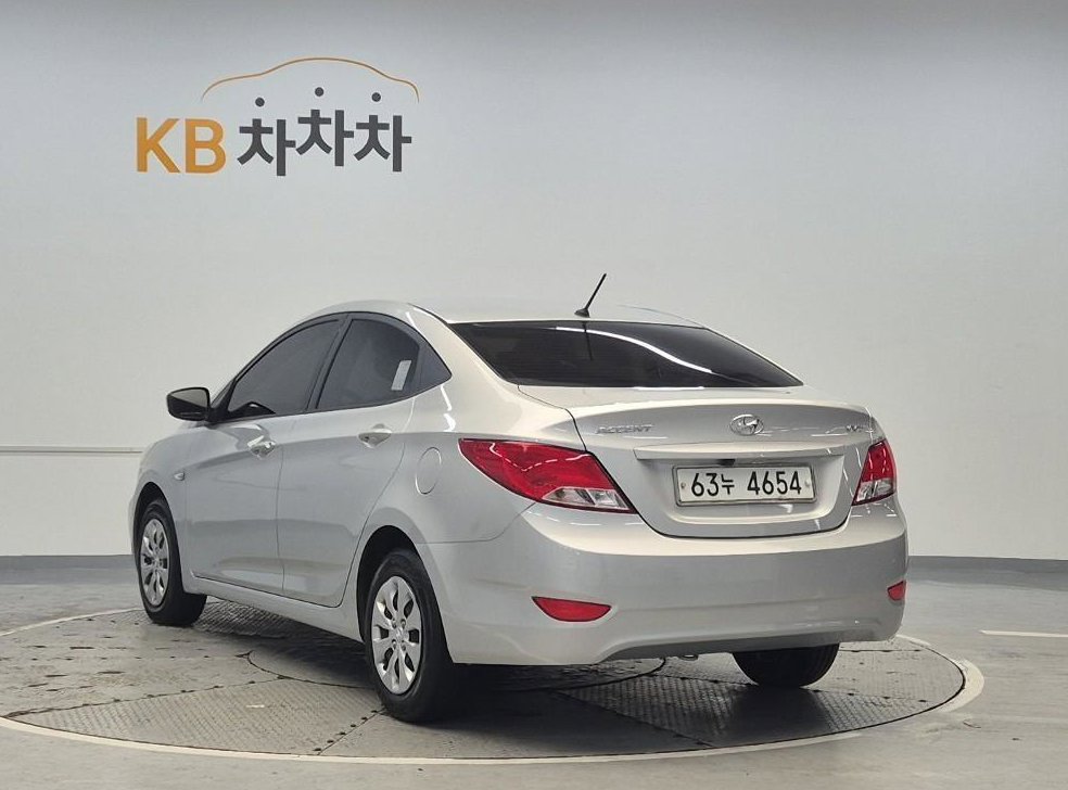 현대 엑센트 1.4VVT 스마트 사진 2