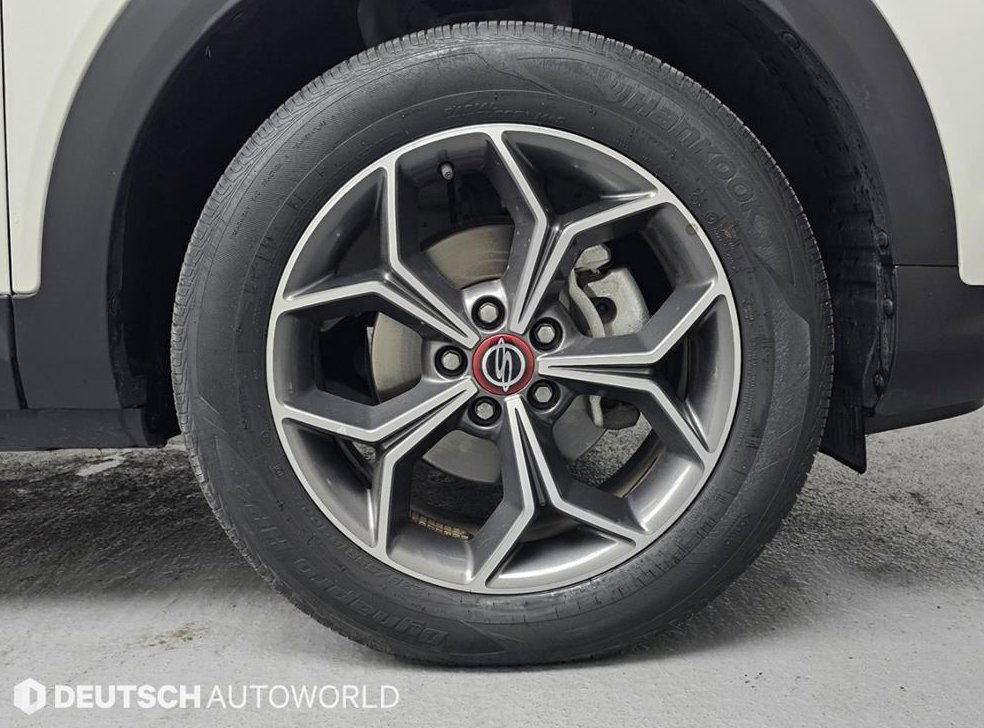 KG모빌리티(쌍용)  코란도 2WD 가솔린 1.5 R-플러스 사진 5