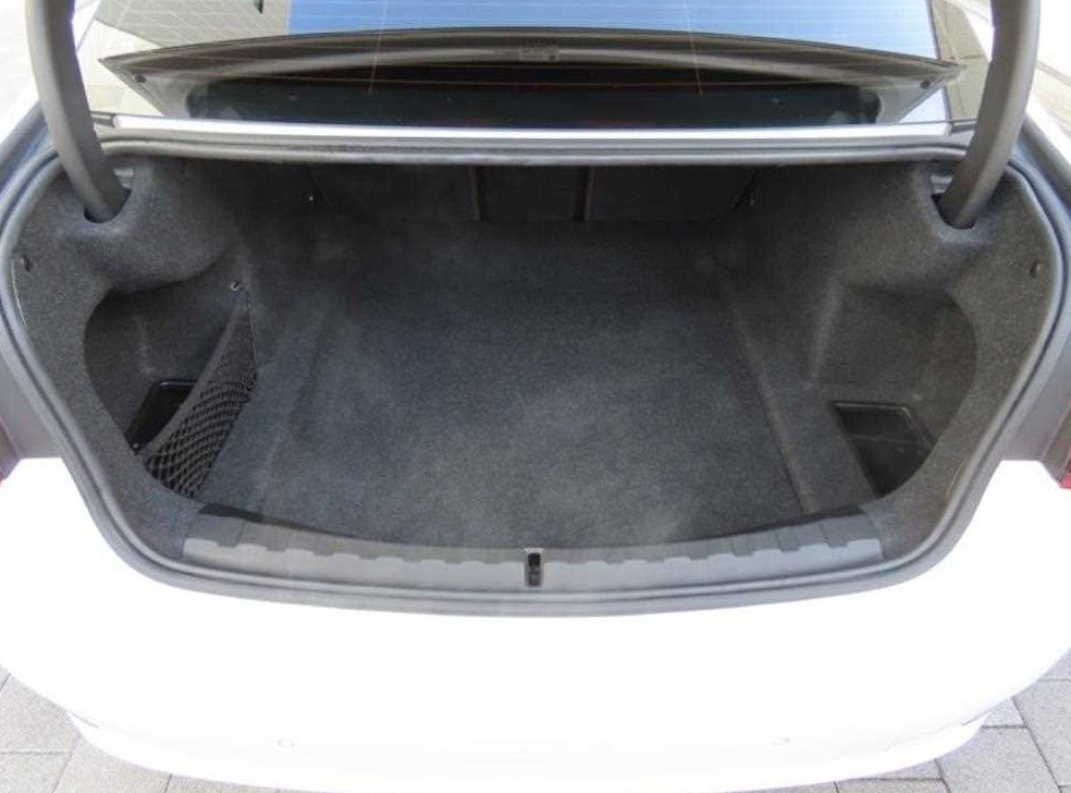 BMW 3시리즈 320i M 스포츠 사진 18