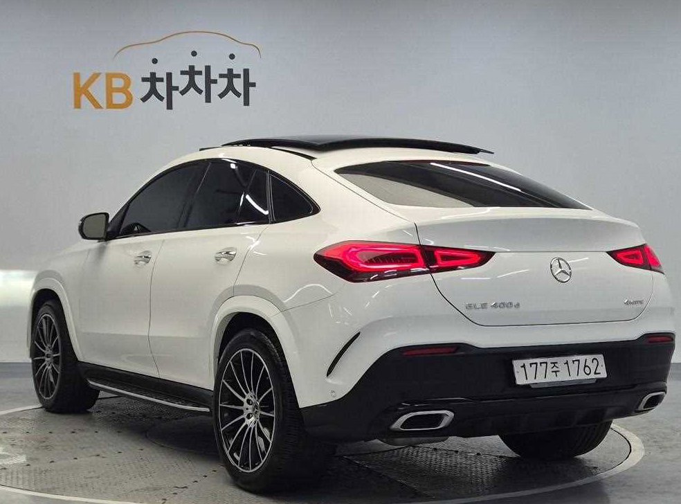 벤츠 GLE 클래스 GLE 400d 4MATIC 쿠페 사진 2
